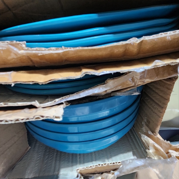 Elama Melamine 12pc Swt in Camilla Design - Picture 3 of 6